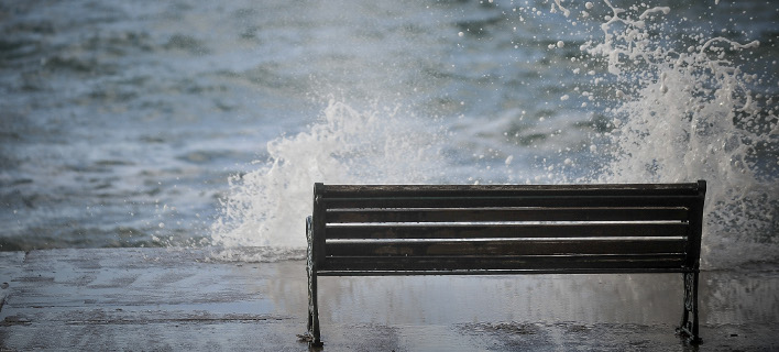 Ξαφνικά χειμώνας αύριο, κάθετη πτώση θερμοκρασίας / Φωτογραφία: EUROKINISSI/ΘΑΝΑΣΗΣ ΚΑΛΛΙΑΡΑΣ