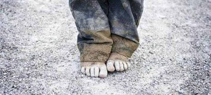 Ερευνα-σοκ: Σχεδόν 2 εκατομμύρια παιδιά ζουν σε συνθήκες φτώχειας στη Γερμανία