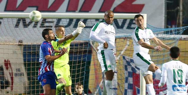 Super League: Με την πλάτη στον τοίχο η ΑΕΚ – Κόντρα στον Παναθηναϊκό ο Πανιώνιος