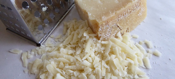 Σοβαρές καταγγελίες για τα πιο διάσημα ιταλικά τυριά -Παράγονται από σκελετωμένες αγελάδες; [εικόνες]