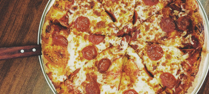 Τι συμβαίνει στο σώμα σου αν φας ένα κομμάτι πίτσα -Λεπτό προς λεπτό [λίστα]