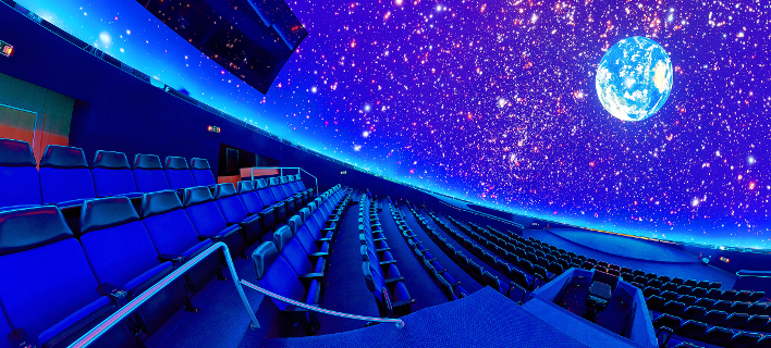 Η τρίτη γενιά προβολέων που εγκαθίστανται στο Νέο Ψηφιακό Πλανητάριο 