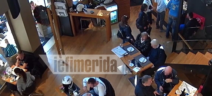 Αποκλειστικά βίντεο: Δείτε εν δράσει τις Ρουμάνες πορτοφολούδες που έχουν μαδήσει το κέντρο της Αθήνας