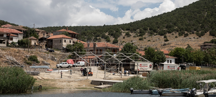 Ενα υπέροχο ψαροχώρι πλάι στη λίμνη, φωτογραφίες: Konstantinos Tsakalidis / SOOC