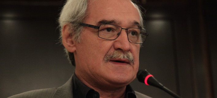Ο Χουντής καταγγέλλει ότι θα παραγραφούν φόροι και πρόστιμα από τις λίστες των μεγαλοκαταθετών