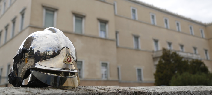 Κραυγή αγωνίας και απόγνωσης από τους πυροσβέστες / Φωτογραφία: EUROKINISSI/ΣΤΕΛΙΟΣ ΜΙΣΙΝΑΣ