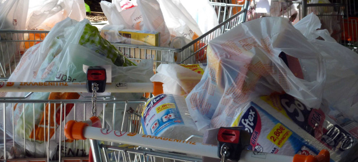 4,3 δισ. πλαστικές σακούλες χρησιμοποίησαν οι Ελληνες το 2015- Πρώτοι σε κατανάλωση 