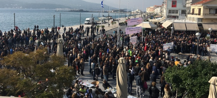 Στο πόδι η Σάμος για το μεταναστευτικό -Ηχηρό «όχι» στην κυβέρνηση 