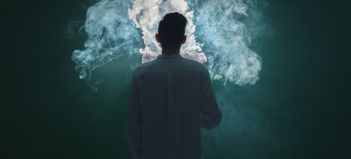 ÎŸÎ¹ ÎºÎ±Ï€Î½Î¹ÏƒÏ„Î­Ï‚ Î¶Î·Ï„Î¿ÏÎ½ ÎºÎ±Î»ÏÏ„ÎµÏÎµÏ‚ ÎµÏ€Î¹Î»Î¿Î³Î­Ï‚ Î±Ï€ÏŒ Ï„Î¹Ï‚ ÎºÏ…Î²ÎµÏÎ½Î®ÏƒÎµÎ¹Ï‚. Î¦Ï‰Ï„Î¿Î³ÏÎ±Ï†Î¯Î±: Shutterstock