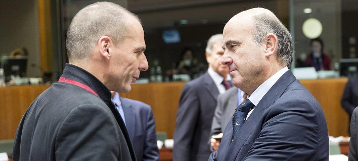 Ντε Γκίντος: Εξετάζεται τρίτο πακέτο διάσωσης για την Ελλάδα έως 50 δις ευρώ