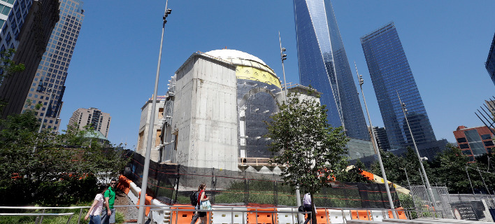 Σταμάτησαν οι εργασίες οικοδόμησης του ναού του Αγίου Νικολάου στο μνημείο του Παγκόσμιου Κέντρου Εμπορίου. Φωτογραφία: AP