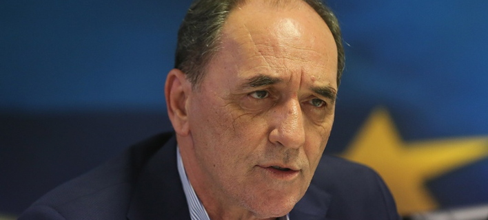 Σταθάκης: Ρητή μνημονιακή δέσμευση η απελευθέρωση της αγοράς των «κόκκινων δανείων»