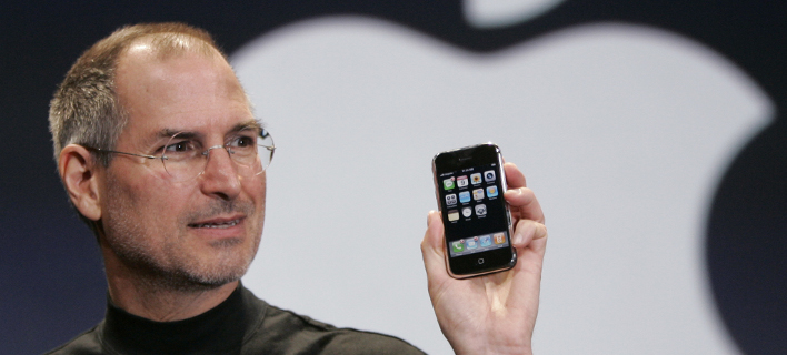 Αποκάλυψη, χρόνια μετά: Πώς το «μίσος» έκανε τον Στιβ Τζομπς να φτιάξει το iPhone