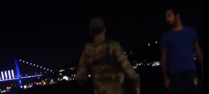 Στρατιώτης σε πολίτη: Είναι πραξικόπημα, πηγαίνετε σπίτι [βίντεο]