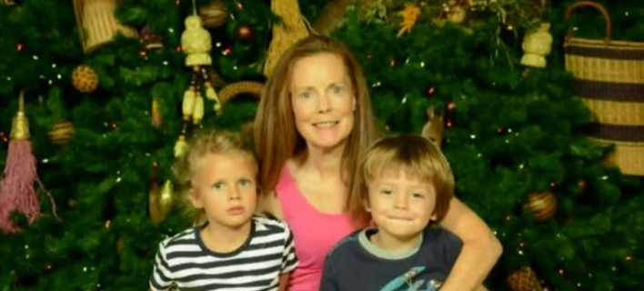 Μια επίσκεψη στο κομμωτήριο που λίγο έλειψε να κοστίσει τη ζωή γυναίκας στις ΗΠΑ