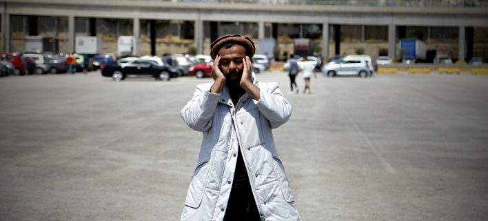 Politico: Η Ελλάδα αρνείται άσυλο σε γκέι Σύρο πρόσφυγα-Τον στέλνει πίσω στην Τουρκία