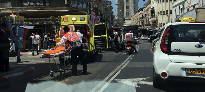 Συναγερμός στο Τελ Αβίβ από αυτοκίνητο που έπεσε επάνω σε πλήθος λίγο πριν την άφιξη του Ντόναλντ Τραμπ (ΦΩΤΟ)