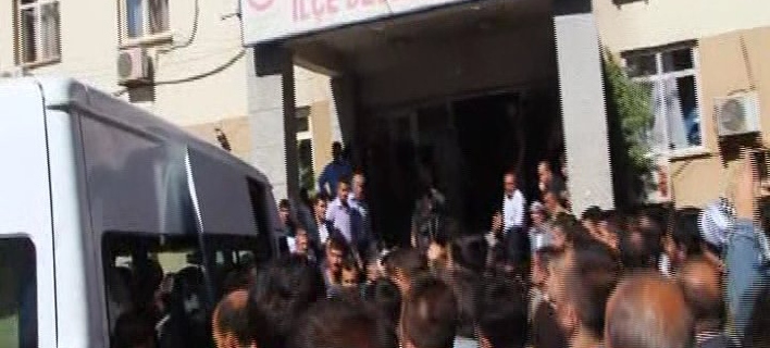 Βομβιστική επίθεση σε αστυνομικό τμήμα στην Τουρκία -Νεκροί 6 στρατιώτες