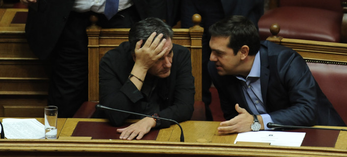 Η κυβέρνηση τρέμει νέο «ναυάγιο» στο Eurogroup -Επικοινωνία Τσίπρα με Μέρκελ και Μακρόν