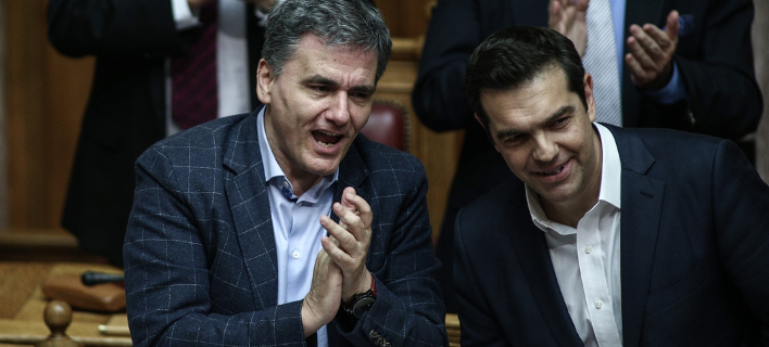 ΠδιÏλή γλÏÏÏα ÏÎ·Ï ÎºÏ
βÎÏνηÏηÏ: Îλλά λÎει Ïε θεÏμοÏÏ-εÏενδÏ
ÏÎÏ, άλλα ÏÏην «εκλογική ÏÎ·Ï ÏελαÏεία»