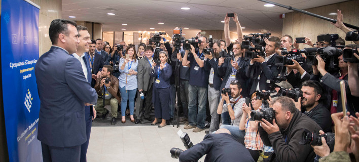 Ψάχνουν όνομα μετά το βατερλώ του Ιλιντεν -Νέα συνάντηση των ΥΠΕΞ με Νίμιτς