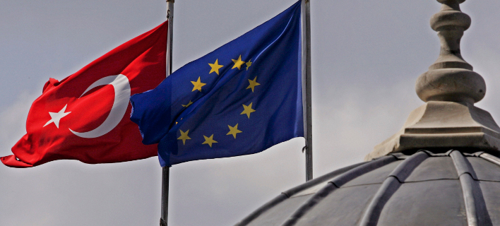 Le Figaro: Η Γερμανία ανησυχεί για την τουρκική κρίση