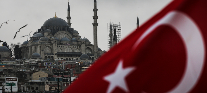 Σε ασφυκτικές πιέσεις η τουρκική οικονομία/Φωτογραφία: AP