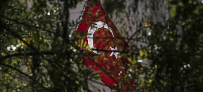 Τουρκία: Δεκάδες προσαγωγές πιλότων της Πολεμικής Αεροπορίας