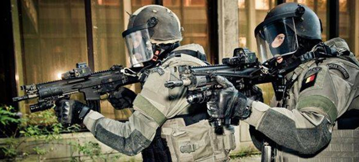 Στους δρόμους των Βρυξελλών οι ειδικές δυνάμεις της CGSU: «Εμείς πιάνουμε πάντα τους τρομοκράτες ζωντανούς» [εικόνες & βίντεο] 