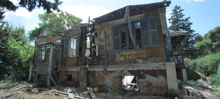 Η κρίση έδωσε τη «χαριστική βολή» στα νεοκλασικά της Αθήνας (Φωτογραφία αρχείου: EUROKINISSI/ΚΩΣΤΑΣ ΚΑΤΩΜΕΡΗΣ)