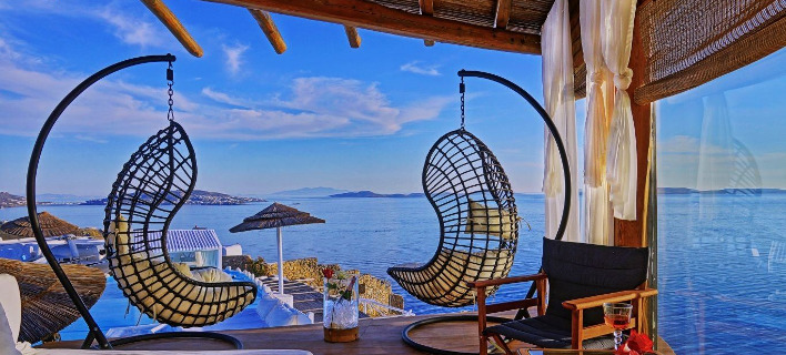 Η Villa Sara στη Μύκονο με μαγευτική θέα και ελικοδρόμιο. Φωτογραφία: LVH Global