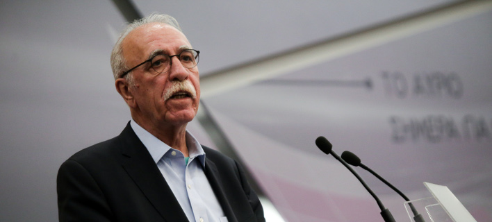 Πολιτικό Συμβούλιο ΣΥΡΙΖΑ: Τα... άκουσε ο Βίτσας από τους «53» για το προσφυγικό