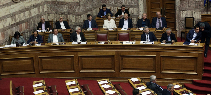 Με μέτρα 4,5 δις ευρώ, χωρίς ρήτρα χρέους, έρχεται το συμπληρωματικό Μνημόνιο στη Βουλή