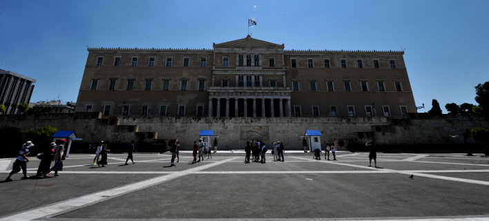 Πίτερ Σπίγκελ: Το ΔΝΤ στέλνει ισχυρό σήμα -Μπορεί να αποχωρήσει από το πρόγραμμα