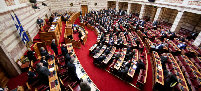 Στη Βουλή η κατάθεση του μεσάζοντα Βασίλη Παπαδόπουλου για τα όπλα στη Σαουδική Αραβία