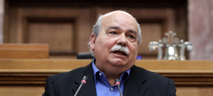 Βούτσης: Εμμονές του Σόιμπλε -Στέλνει μήνυμα σε Μακρόν, ΔΝΤ, ΕΚΤ μέσω Ελλάδας