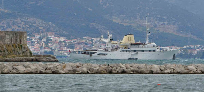 Στο Ναύπλιο η θρυλική θαλαμηγός «Χριστίνα» του Αριστοτέλη Ωνάση [εικόνες & βίντεο]