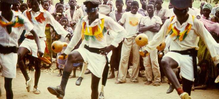 Το Twitter ξεσαλώνει με την Ζάμπια: Εχουν καμία εθνική γιορτή τώρα κοντά γιατί μας τελείωσαν τα τριήμερα; 