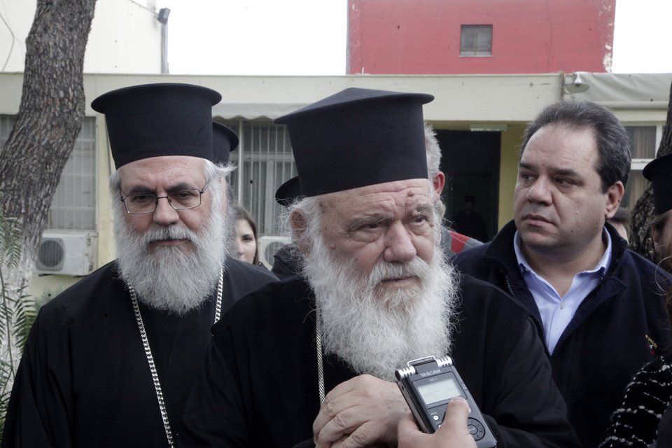 Επίσκεψη Αγάπης του Αρχιεπισκόπου στο Κατάστημα Κράτησης Ανηλίκων στην Αυλώνα | iefimerida.gr 4