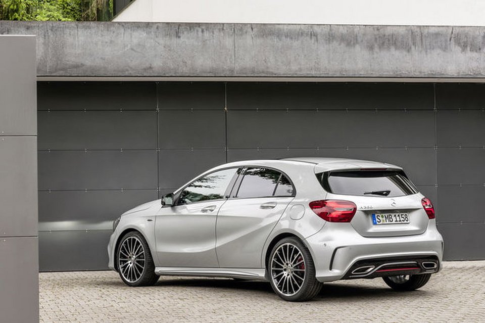 Ανανέωση για τη μικρότερη Mercedes, την A-Class | iefimerida.gr 1
