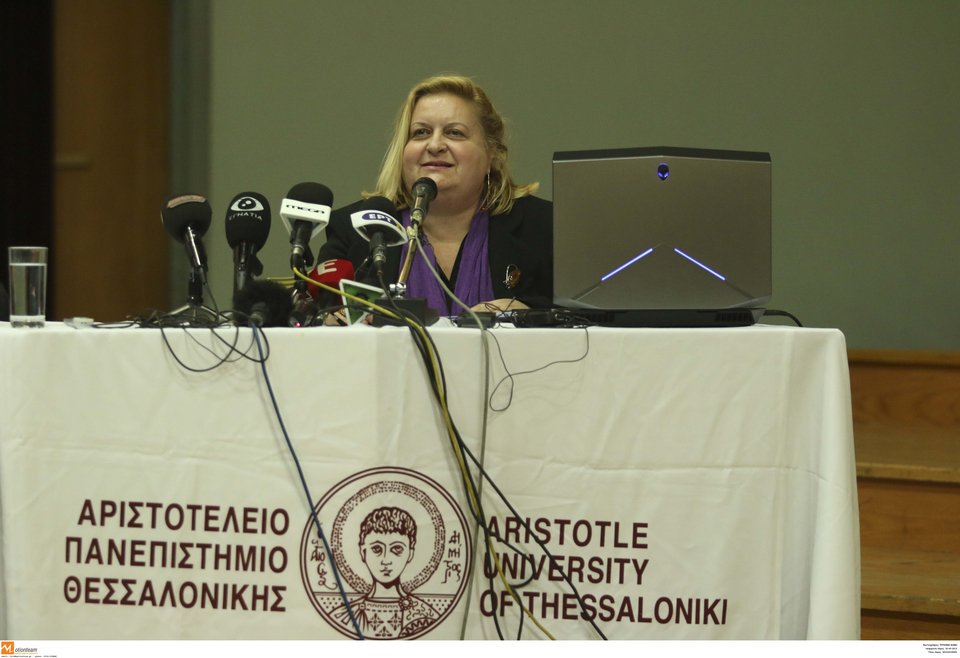Περιστέρη: Το μνημείο της Αμφίπολης είναι για τον Ηφαιστίωνα | iefimerida.gr 1