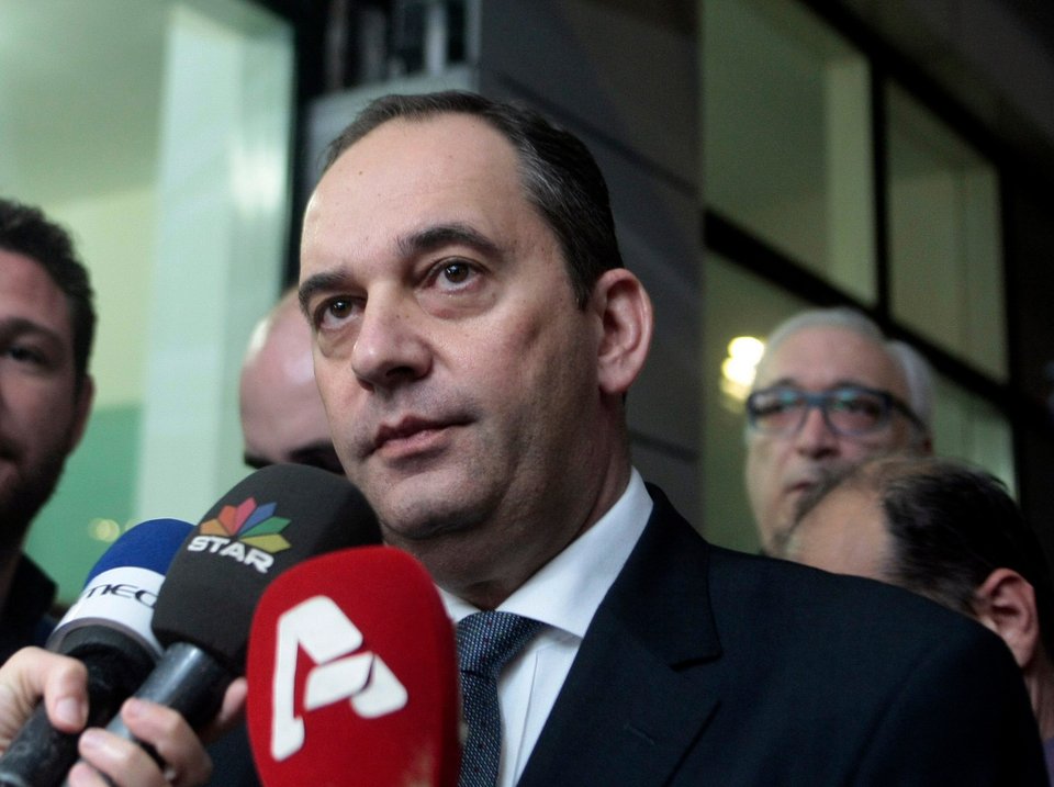 O Μεϊμαράκης παραιτείται – Ορίζει τον Πλακιωτάκη πρόεδρο | iefimerida.gr 0