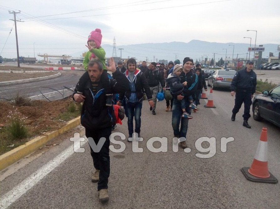 Hotspot η Ελλάδα: 20.000 πρόσφυγες εγκλωβισμένοι σε 18 σημεία | iefimerida.gr 3