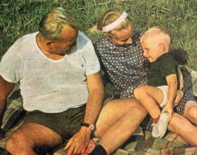 Αυτή είναι η γυναίκα με την οποία ήταν ερωτευμένος ο Πάπας (απίστευτες εικόνες) | iefimerida.gr 10
