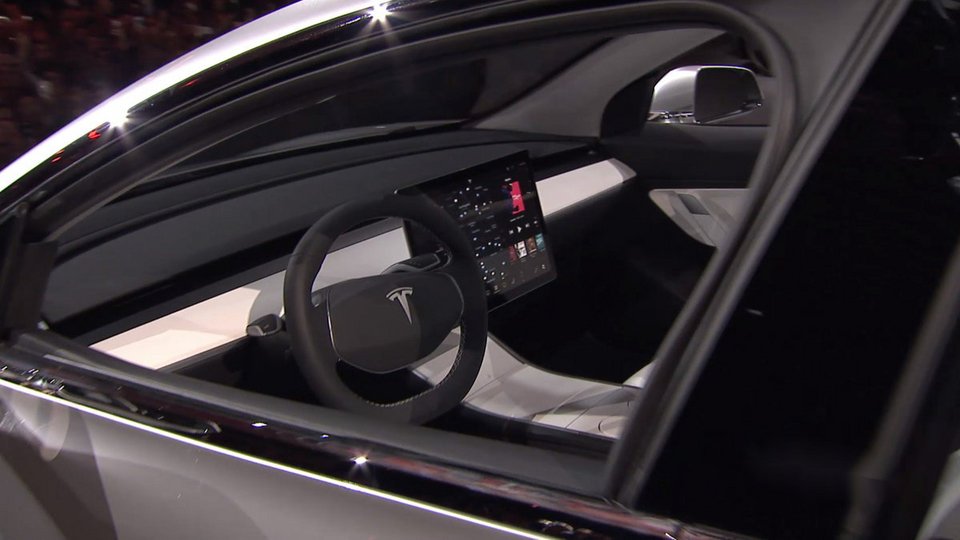 Model 3: Αυτό είναι το πιο φτηνό ηλεκτρικό της Tesla | iefimerida.gr 4