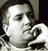 Πολύκαρπος Ζαλώνης: Ο άνθρωπος πίσω από τις διαφημίσεις των Jumbo | iefimerida.gr 0