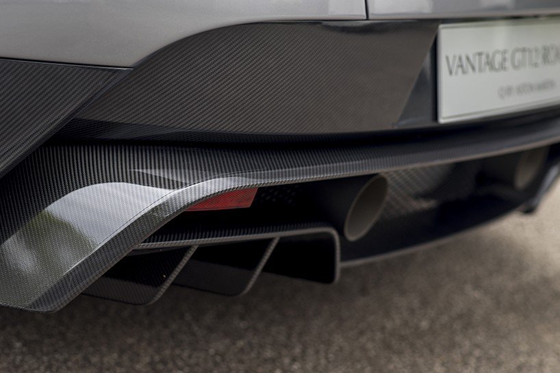 Η νέα πρόταση των μηχανικών της Aston Martin για την ανοικτή έκδοση της Vantage | iefimerida.gr 3