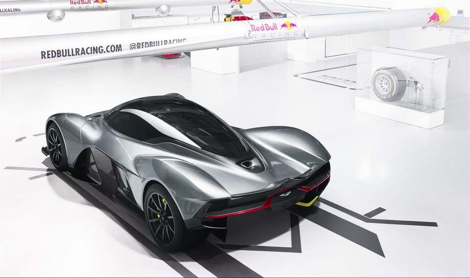 Το νέο υπέρ-αυτοκίνητο από την Aston Martin, σε συνεργασία με την Red Bull Racing | iefimerida.gr 7
