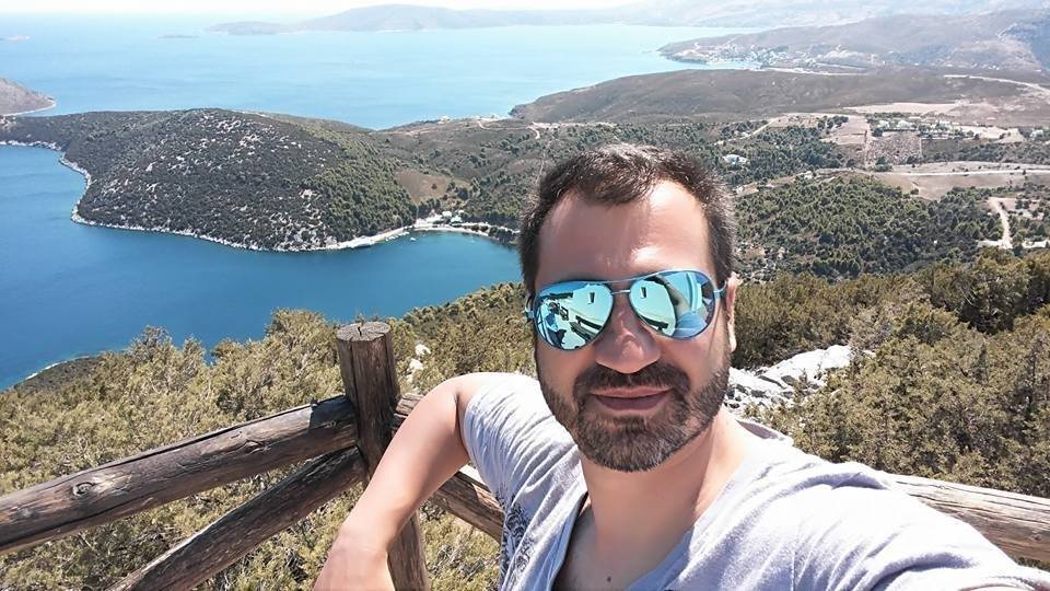 «Εφυγε» σε τροχαίο δυστύχημα ο δημοσιογράφος Λάμπρος Χαβέλας | iefimerida.gr 0