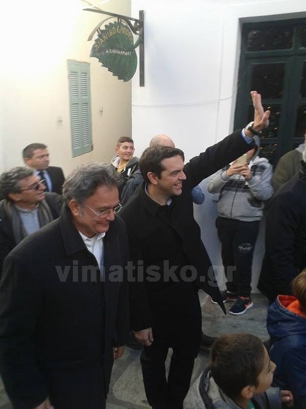 Τσίπρας από Νίσυρο: Δεν θα ρωτήσουμε κανέναν πού θα δώσουμε τα πλεονάσματα | iefimerida.gr 3